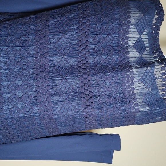 New Directions Navy 3/4 Sleeve Woman''s Blouse - Picture 3 of 6